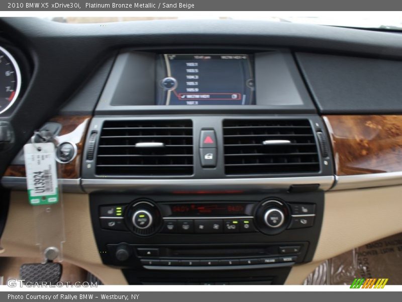Platinum Bronze Metallic / Sand Beige 2010 BMW X5 xDrive30i