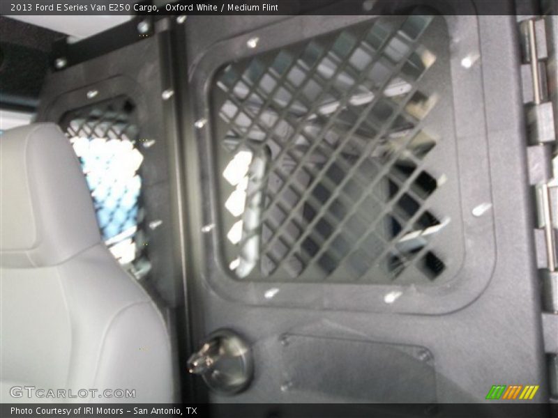 Oxford White / Medium Flint 2013 Ford E Series Van E250 Cargo