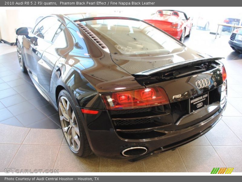 Phantom Black Pearl Effect / Fine Nappa Black Leather 2010 Audi R8 5.2 FSI quattro