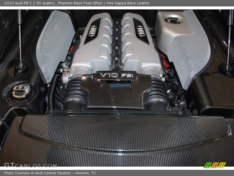  2010 R8 5.2 FSI quattro Engine - 5.2 Liter FSI DOHC 40-Valve VVT V10
