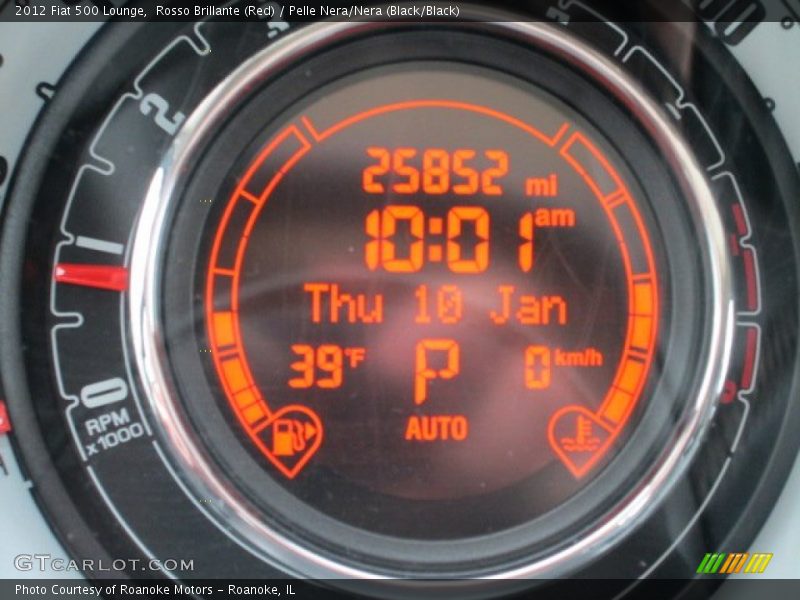 Rosso Brillante (Red) / Pelle Nera/Nera (Black/Black) 2012 Fiat 500 Lounge