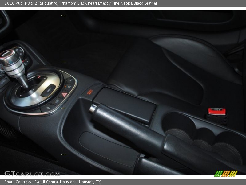Phantom Black Pearl Effect / Fine Nappa Black Leather 2010 Audi R8 5.2 FSI quattro