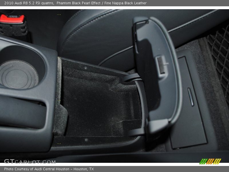 Phantom Black Pearl Effect / Fine Nappa Black Leather 2010 Audi R8 5.2 FSI quattro