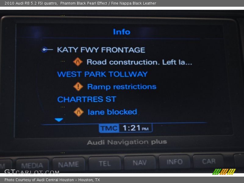Phantom Black Pearl Effect / Fine Nappa Black Leather 2010 Audi R8 5.2 FSI quattro