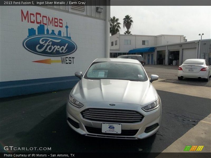 Ingot Silver Metallic / Earth Gray 2013 Ford Fusion S
