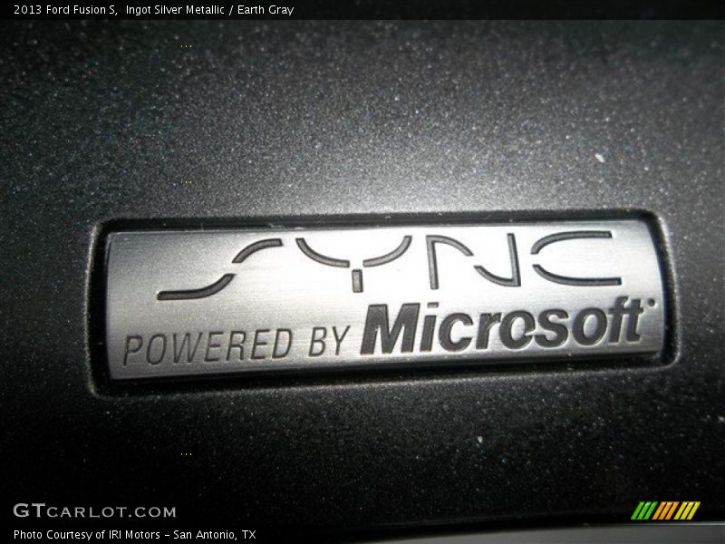 Ingot Silver Metallic / Earth Gray 2013 Ford Fusion S