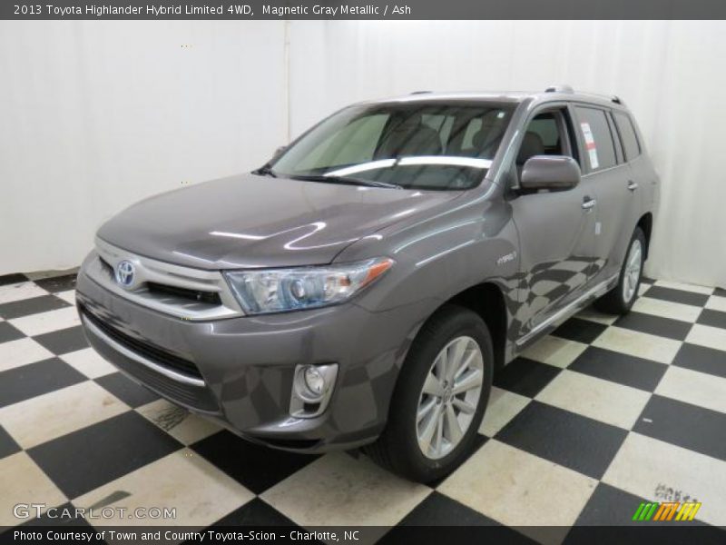 Magnetic Gray Metallic / Ash 2013 Toyota Highlander Hybrid Limited 4WD