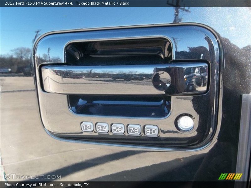 Tuxedo Black Metallic / Black 2013 Ford F150 FX4 SuperCrew 4x4