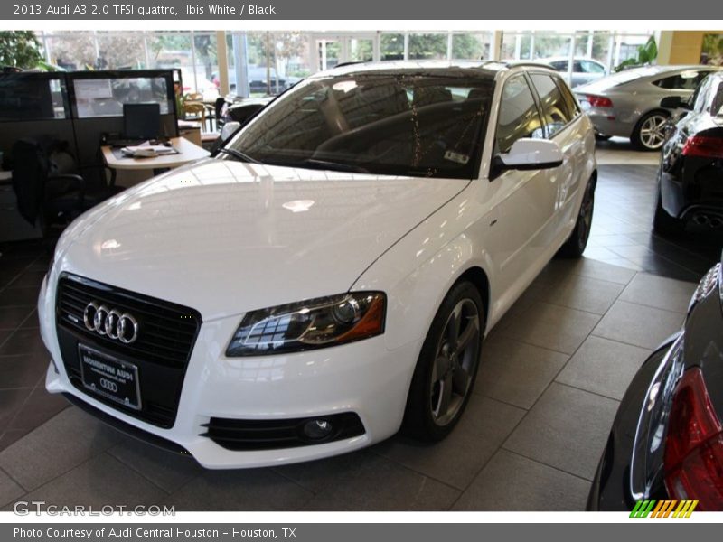 Ibis White / Black 2013 Audi A3 2.0 TFSI quattro
