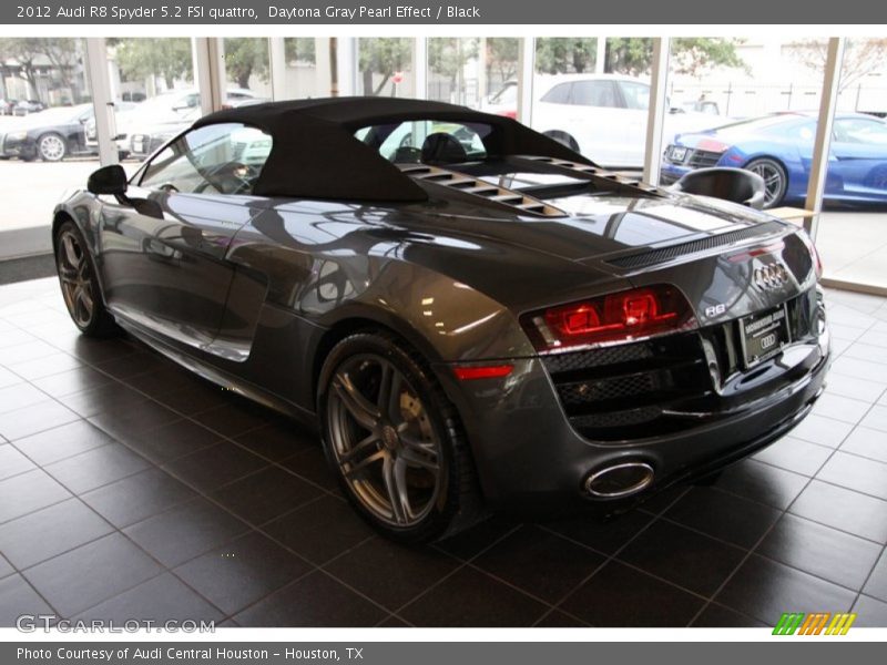 Daytona Gray Pearl Effect / Black 2012 Audi R8 Spyder 5.2 FSI quattro