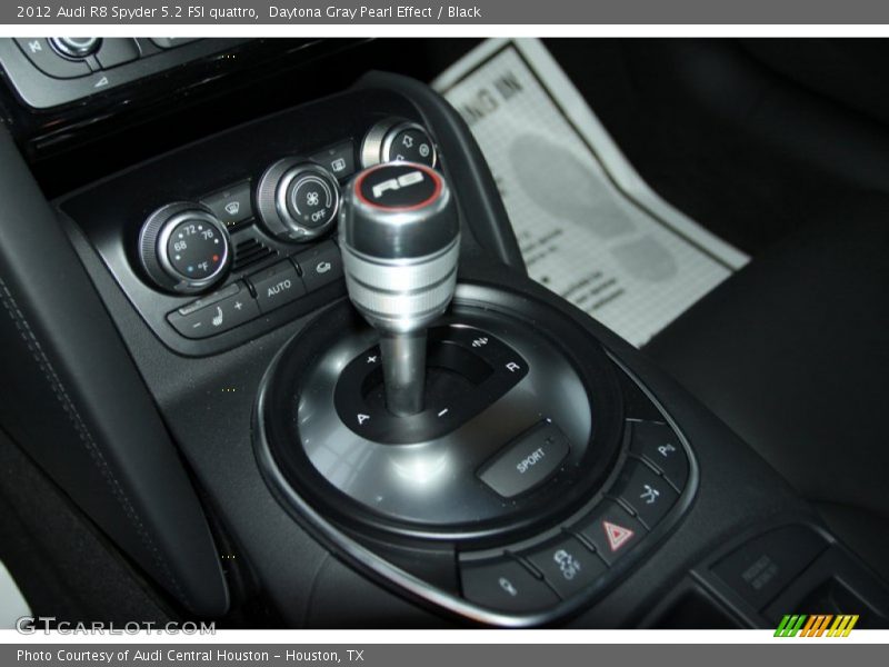  2012 R8 Spyder 5.2 FSI quattro 6 Speed R tronic Automatic Shifter