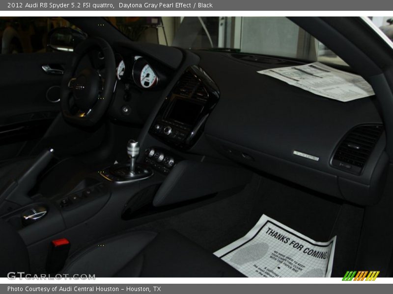 Daytona Gray Pearl Effect / Black 2012 Audi R8 Spyder 5.2 FSI quattro