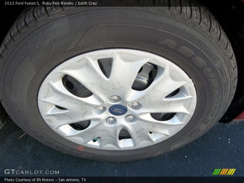 Ruby Red Metallic / Earth Gray 2013 Ford Fusion S