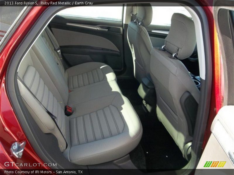 Ruby Red Metallic / Earth Gray 2013 Ford Fusion S