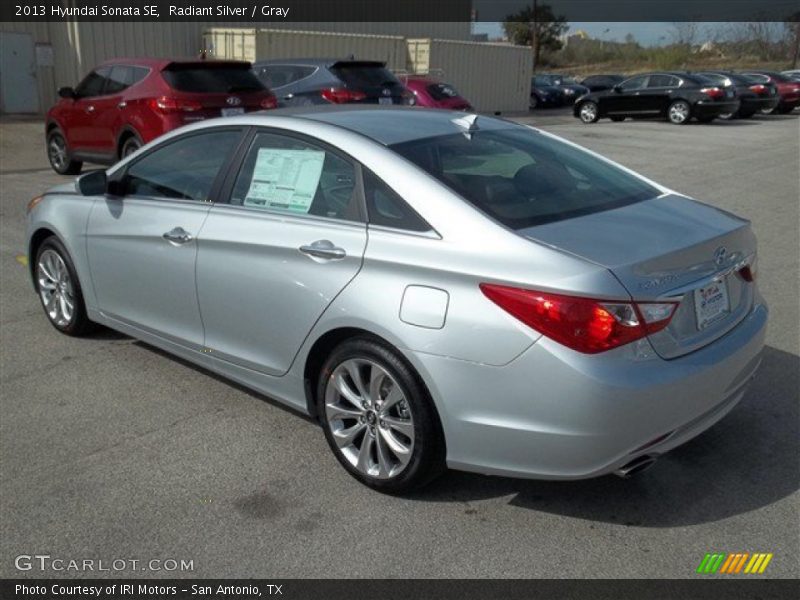 Radiant Silver / Gray 2013 Hyundai Sonata SE
