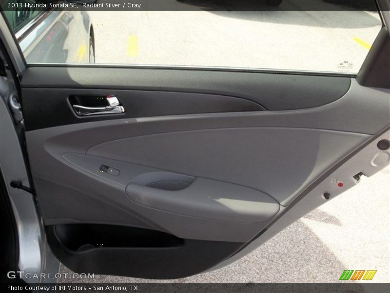 Radiant Silver / Gray 2013 Hyundai Sonata SE