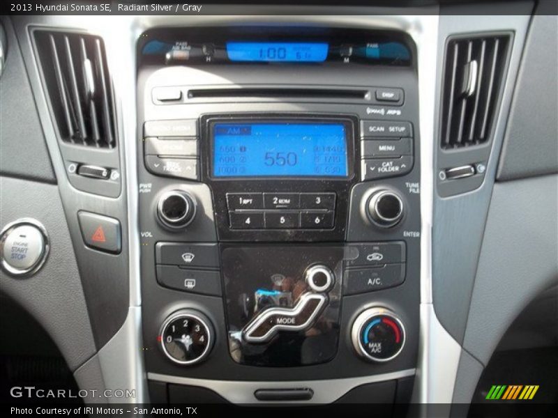 Radiant Silver / Gray 2013 Hyundai Sonata SE