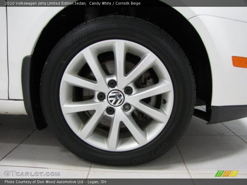 Candy White / Cornsilk Beige 2010 Volkswagen Jetta Limited Edition Sedan