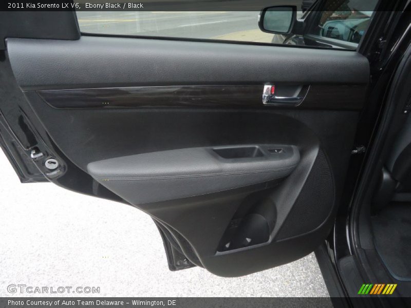 Ebony Black / Black 2011 Kia Sorento LX V6