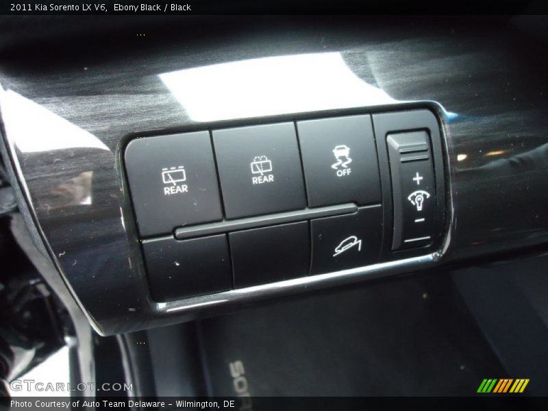 Ebony Black / Black 2011 Kia Sorento LX V6