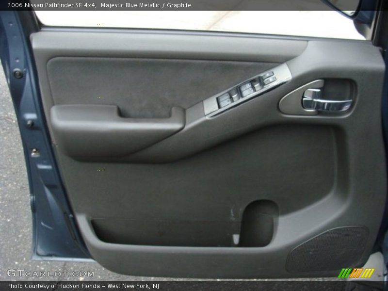 Majestic Blue Metallic / Graphite 2006 Nissan Pathfinder SE 4x4