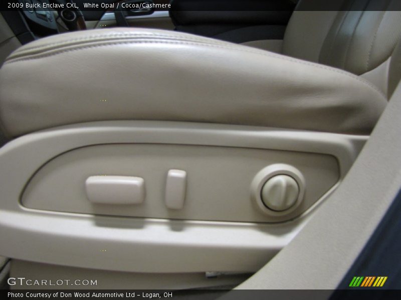 White Opal / Cocoa/Cashmere 2009 Buick Enclave CXL