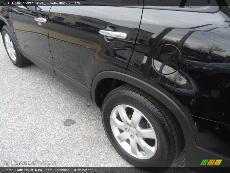 Ebony Black / Black 2011 Kia Sorento LX V6