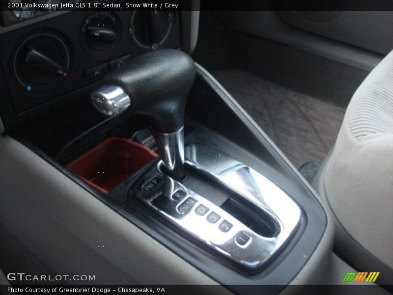 Snow White / Grey 2001 Volkswagen Jetta GLS 1.8T Sedan