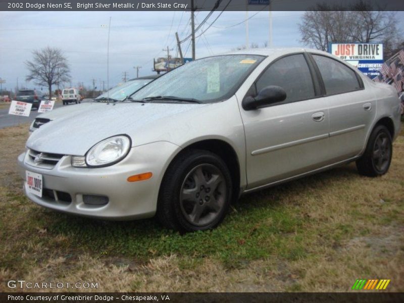 Bright Silver Metallic / Dark Slate Gray 2002 Dodge Neon SE