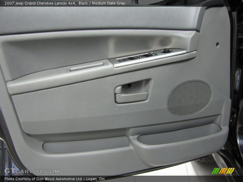 Black / Medium Slate Gray 2007 Jeep Grand Cherokee Laredo 4x4