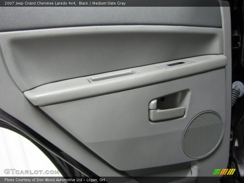 Black / Medium Slate Gray 2007 Jeep Grand Cherokee Laredo 4x4