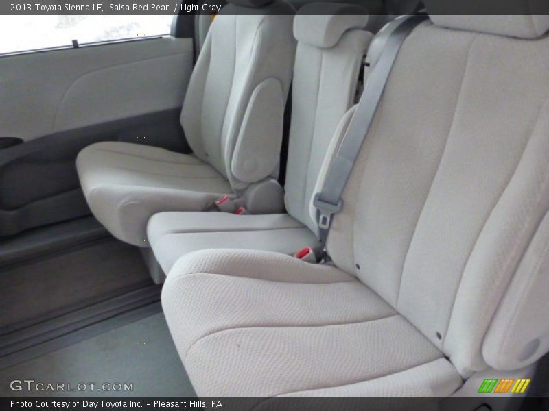 Salsa Red Pearl / Light Gray 2013 Toyota Sienna LE