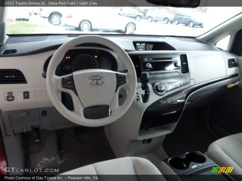 Salsa Red Pearl / Light Gray 2013 Toyota Sienna LE