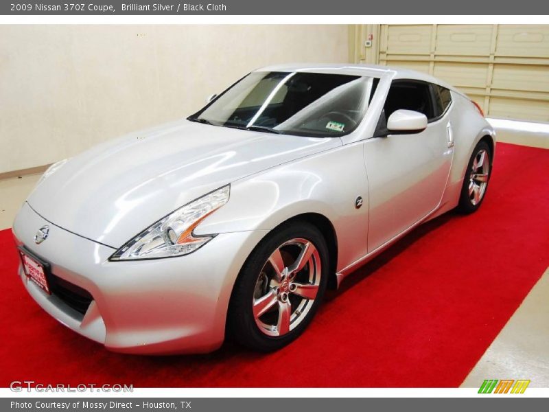 Brilliant Silver / Black Cloth 2009 Nissan 370Z Coupe