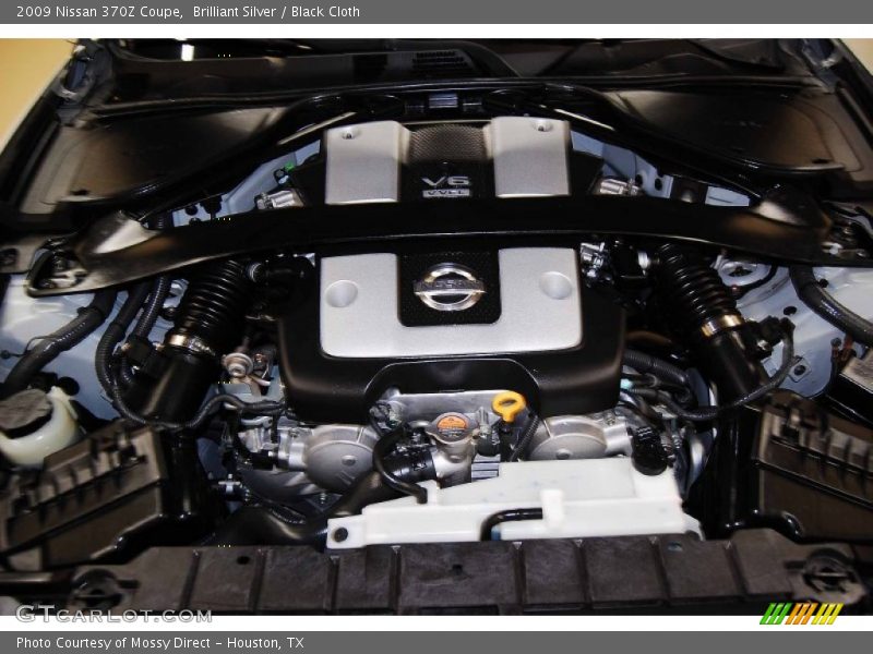 Brilliant Silver / Black Cloth 2009 Nissan 370Z Coupe