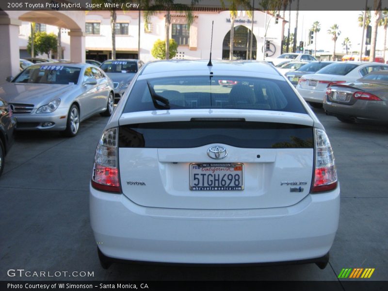 Super White / Gray 2006 Toyota Prius Hybrid