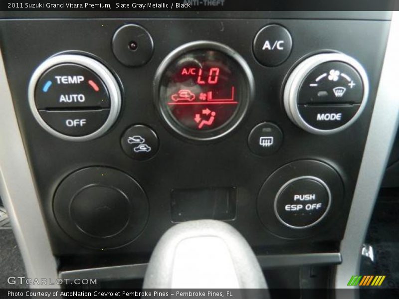Controls of 2011 Grand Vitara Premium