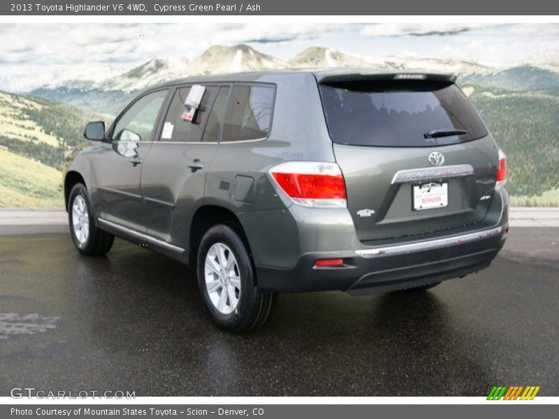 Cypress Green Pearl / Ash 2013 Toyota Highlander V6 4WD