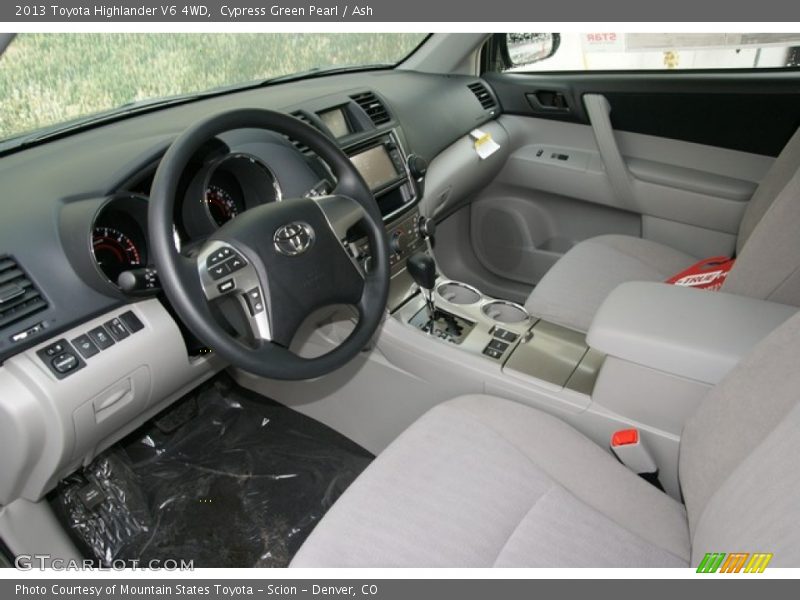Cypress Green Pearl / Ash 2013 Toyota Highlander V6 4WD