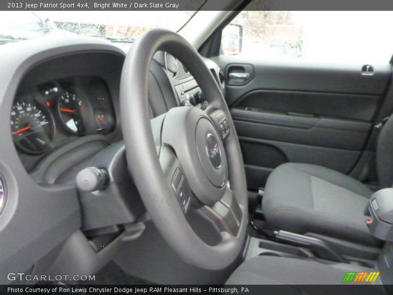 Bright White / Dark Slate Gray 2013 Jeep Patriot Sport 4x4