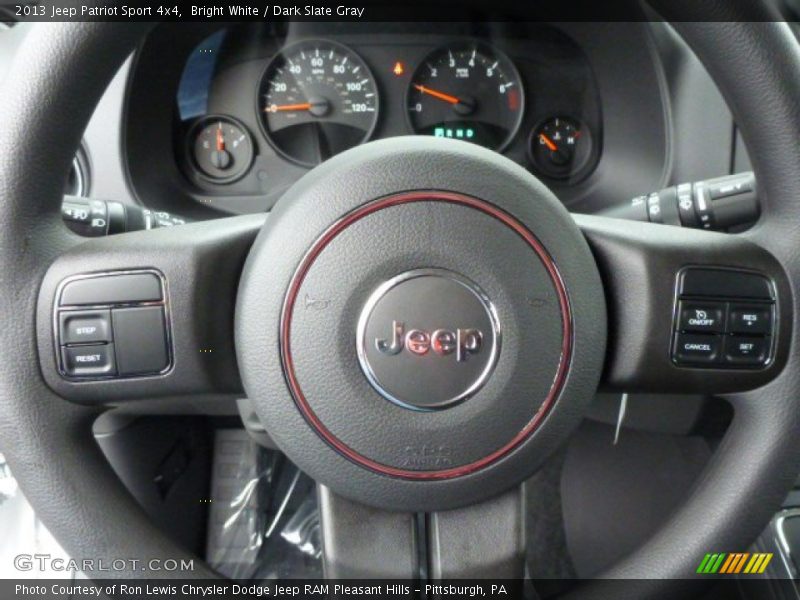 Bright White / Dark Slate Gray 2013 Jeep Patriot Sport 4x4