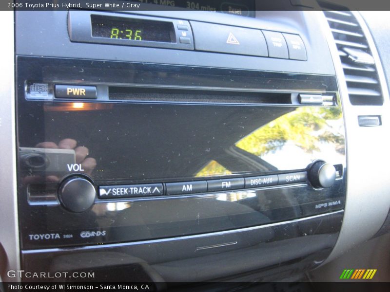 Super White / Gray 2006 Toyota Prius Hybrid