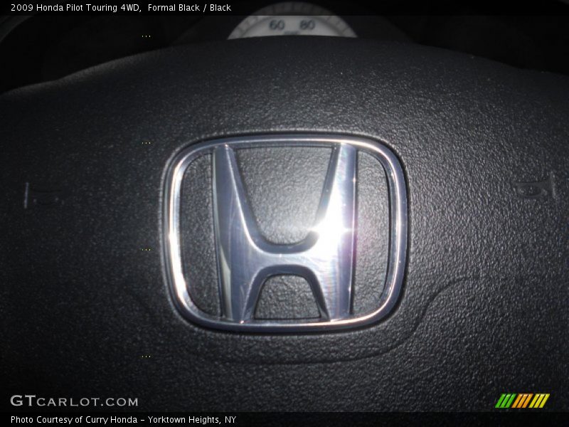 Formal Black / Black 2009 Honda Pilot Touring 4WD