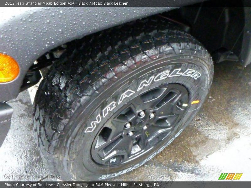 Black / Moab Black Leather 2013 Jeep Wrangler Moab Edition 4x4