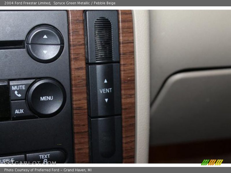 Spruce Green Metallic / Pebble Beige 2004 Ford Freestar Limited