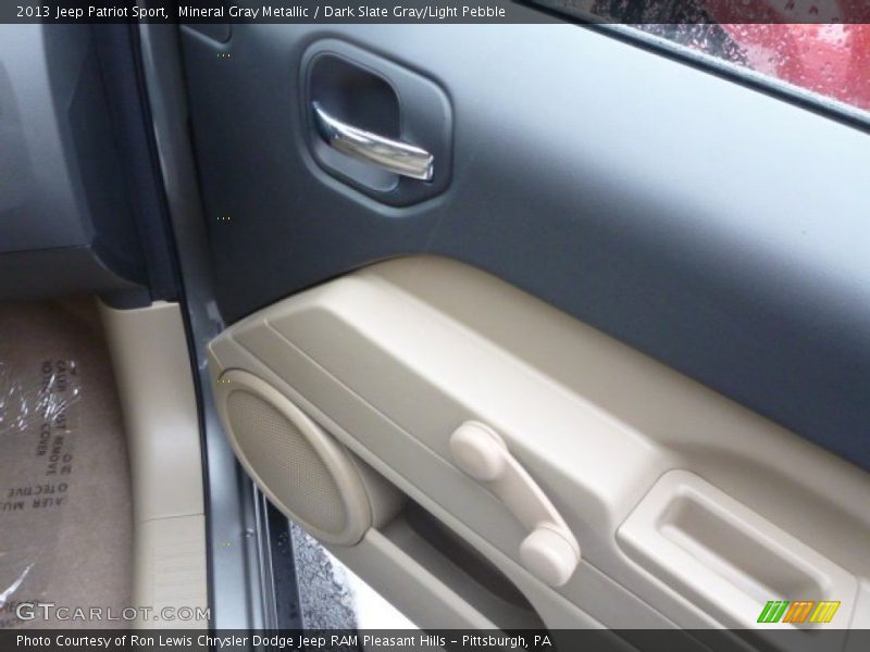Mineral Gray Metallic / Dark Slate Gray/Light Pebble 2013 Jeep Patriot Sport