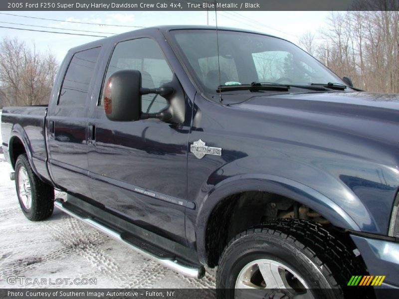 True Blue Metallic / Black 2005 Ford F250 Super Duty Harley Davidson Crew Cab 4x4