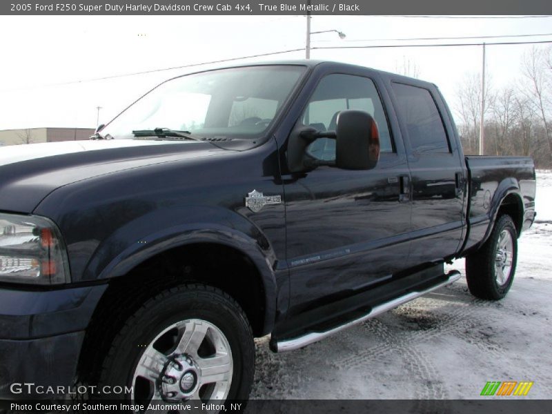True Blue Metallic / Black 2005 Ford F250 Super Duty Harley Davidson Crew Cab 4x4