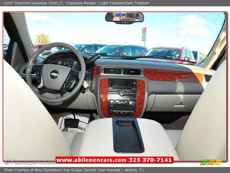 Graystone Metallic / Light Titanium/Dark Titanium 2007 Chevrolet Suburban 1500 LT