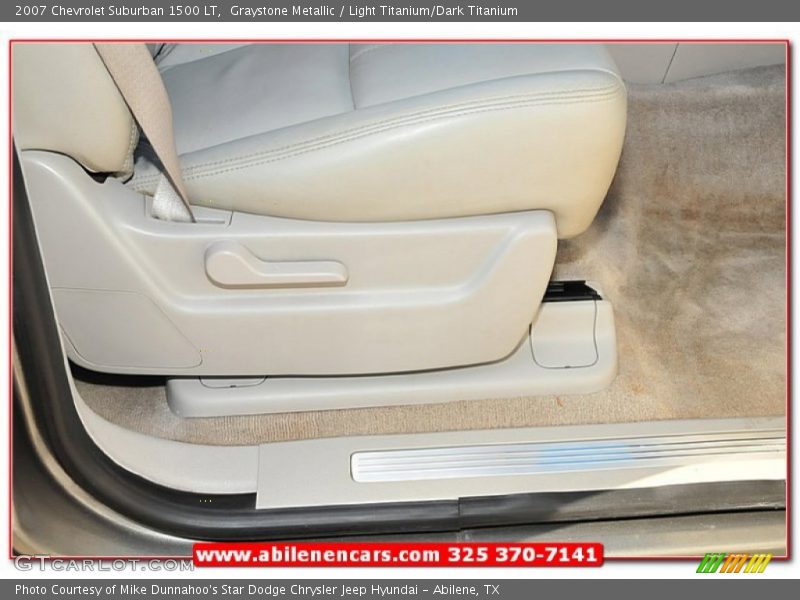 Graystone Metallic / Light Titanium/Dark Titanium 2007 Chevrolet Suburban 1500 LT